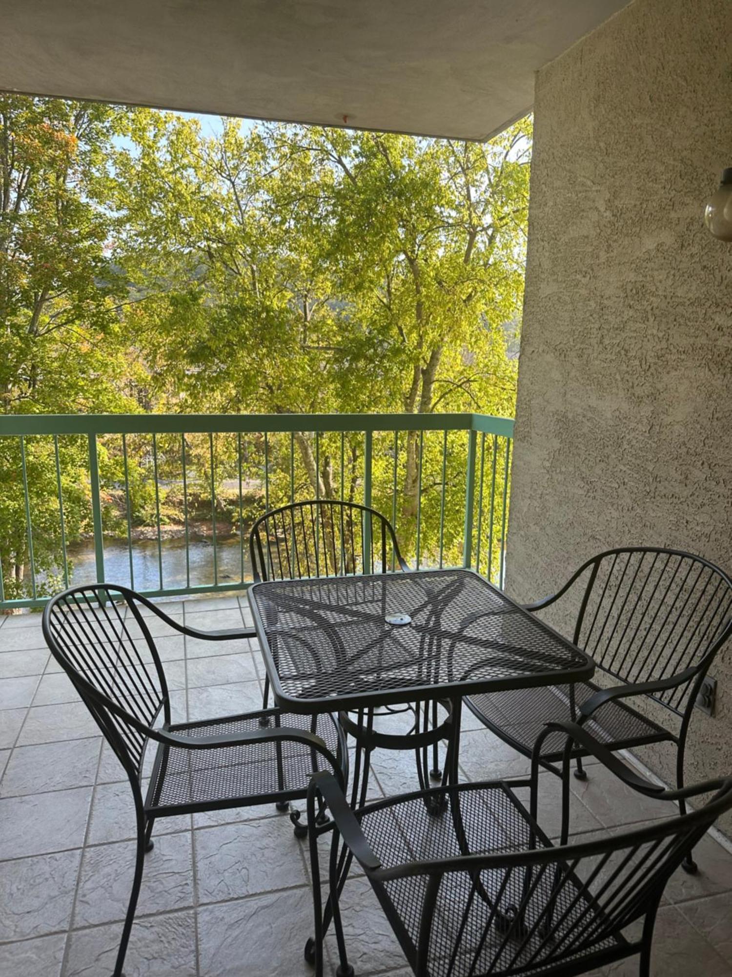 River Place Condos #304 2Bd 비둘기 포지 외부 사진
